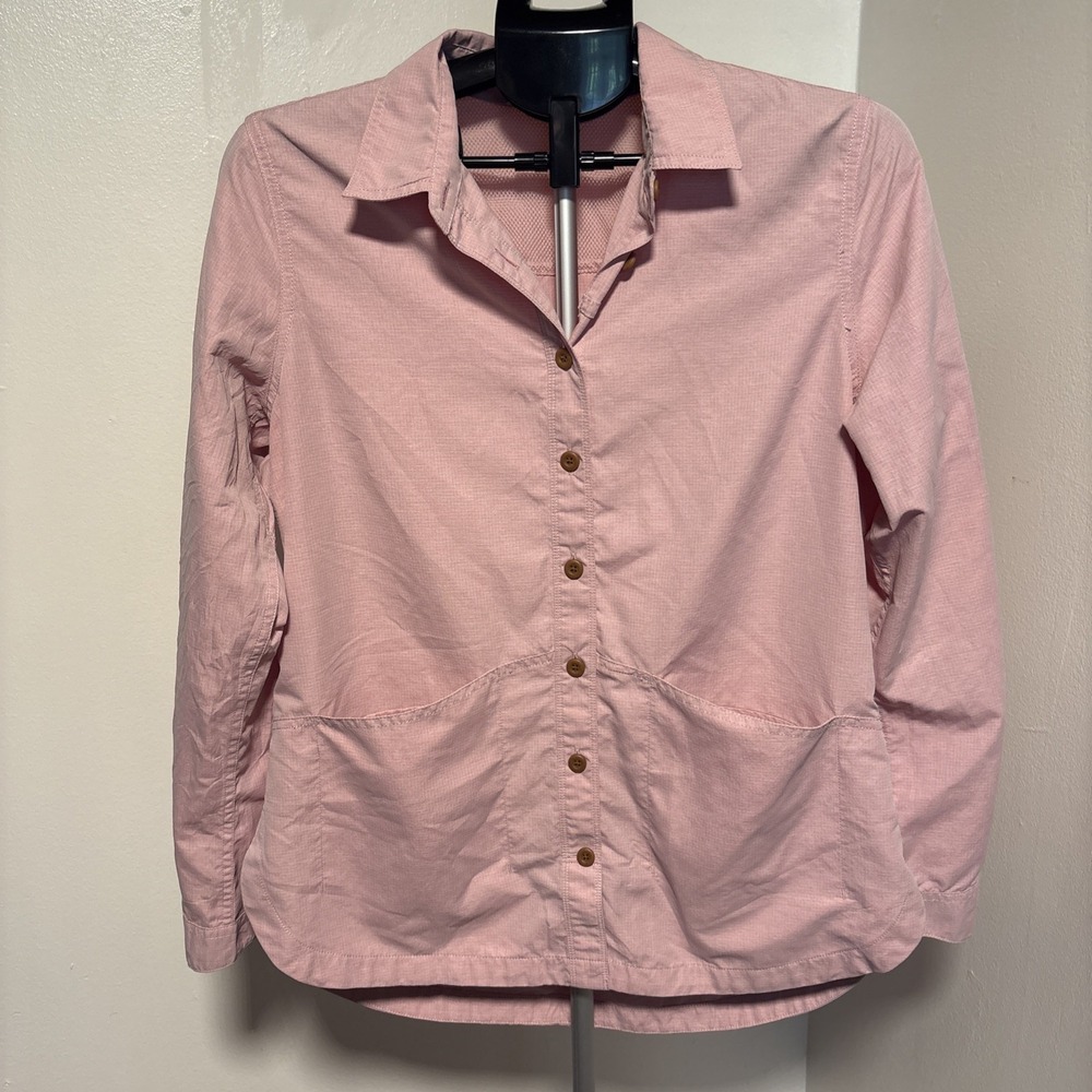 Duluth Trading Co M pink Vent Fishing Shirt Long Sleeve Button Down